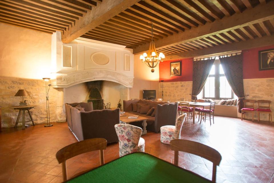 Chateau De Pleneselve Bon-Encontre Ngoại thất bức ảnh