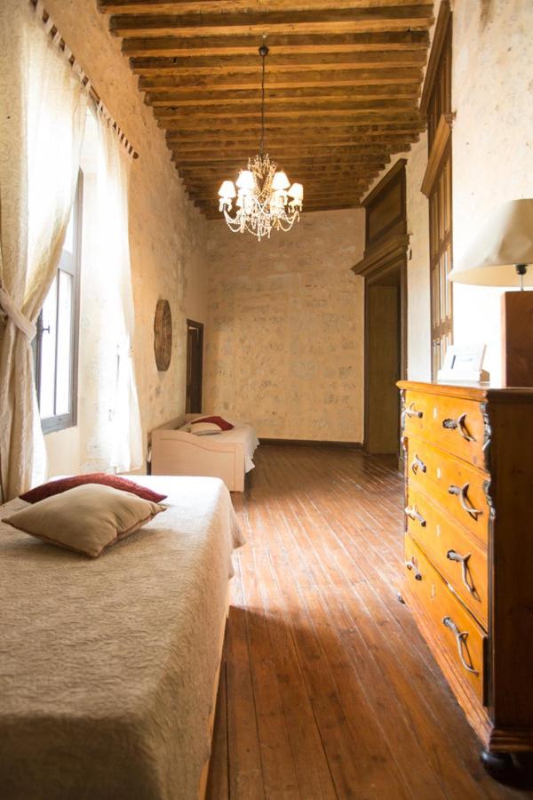 Chateau De Pleneselve Bon-Encontre Ngoại thất bức ảnh